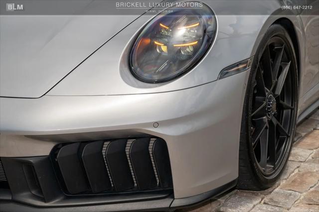 2025 Porsche 911 Targa 4 GTS