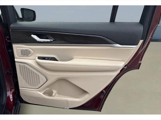 2026 Jeep Grand Cherokee L Limited 4x2