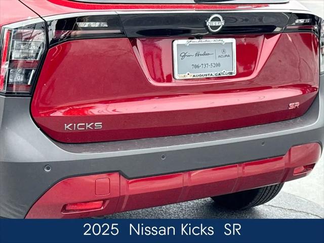 2025 Nissan Kicks SR FWD