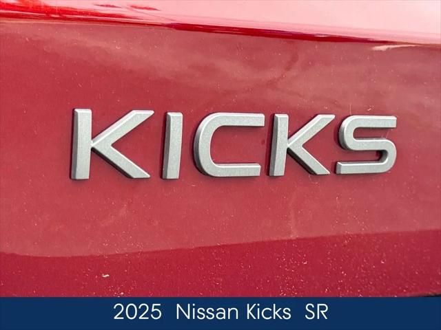 2025 Nissan Kicks SR FWD