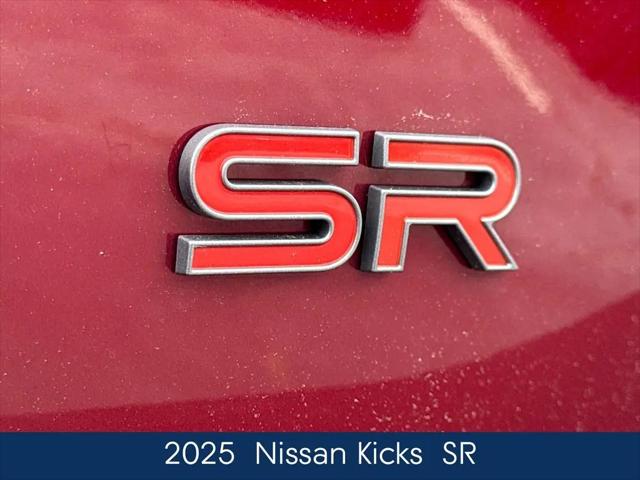 2025 Nissan Kicks SR FWD