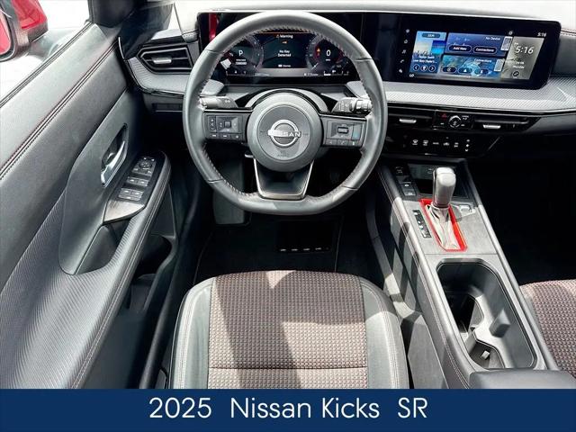 2025 Nissan Kicks SR FWD