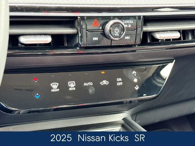 2025 Nissan Kicks SR FWD