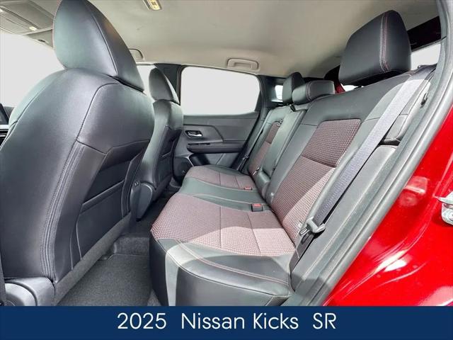2025 Nissan Kicks SR FWD