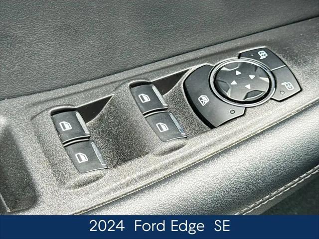 2024 Ford Edge SE