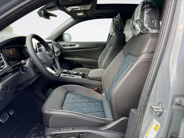 2026 Volkswagen Atlas Cross Sport SEL Premium R-Line