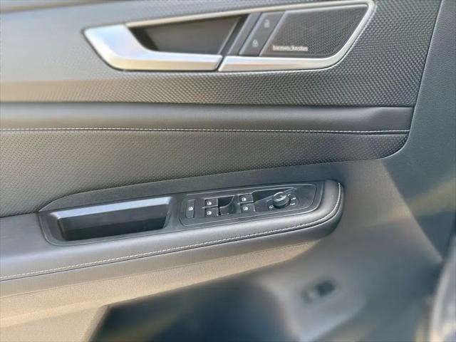 2026 Volkswagen Atlas Cross Sport SEL Premium R-Line