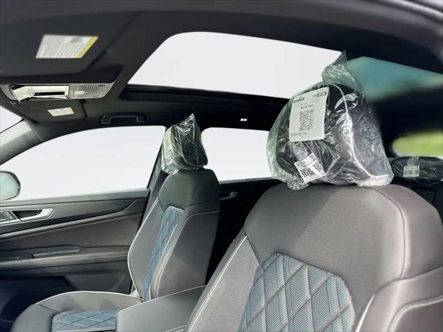 2026 Volkswagen Atlas Cross Sport SEL Premium R-Line