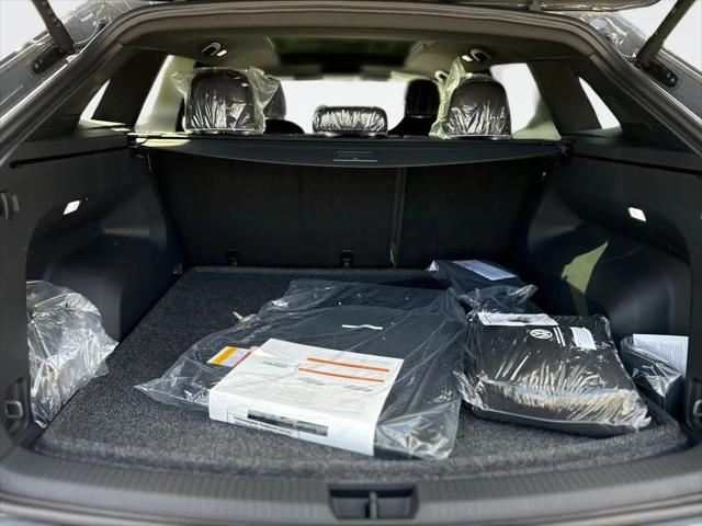 2026 Volkswagen Atlas Cross Sport SEL Premium R-Line