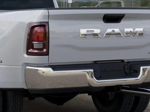 2026 Ram 3500 Tradesman Crew Cab 4x4 8' Box