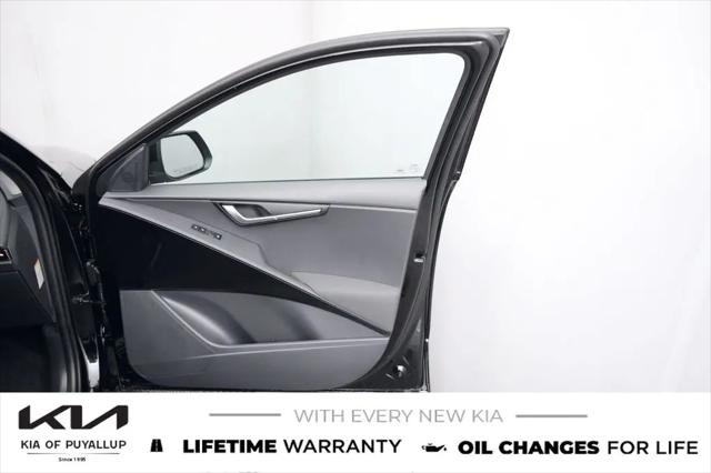 2026 Kia Niro LX