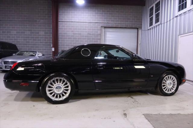 2004 Ford Thunderbird Deluxe