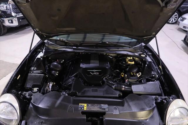 2004 Ford Thunderbird Deluxe