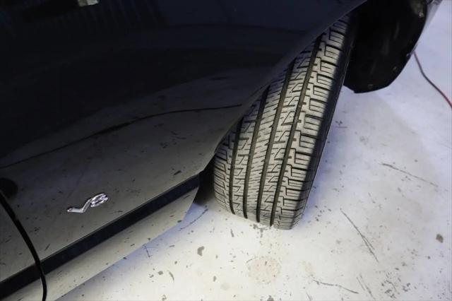2004 Ford Thunderbird Deluxe