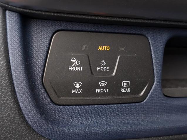 2025 Volkswagen ID. Buzz Pro S Plus with 4MOTION