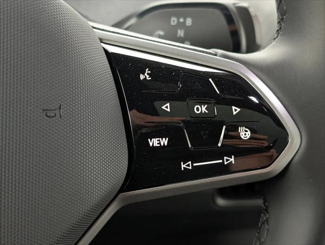 2025 Volkswagen ID. Buzz Pro S Plus with 4MOTION