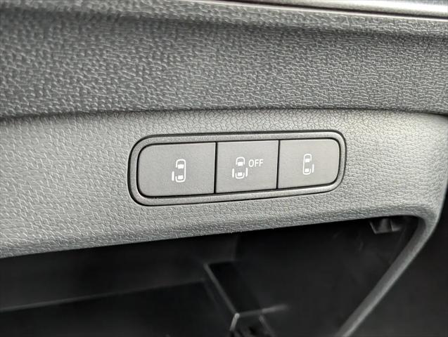 2025 Volkswagen ID. Buzz Pro S Plus with 4MOTION