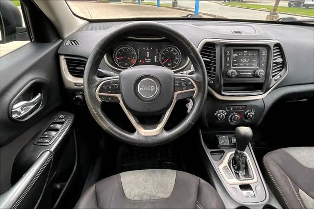 2015 Jeep Cherokee Sport