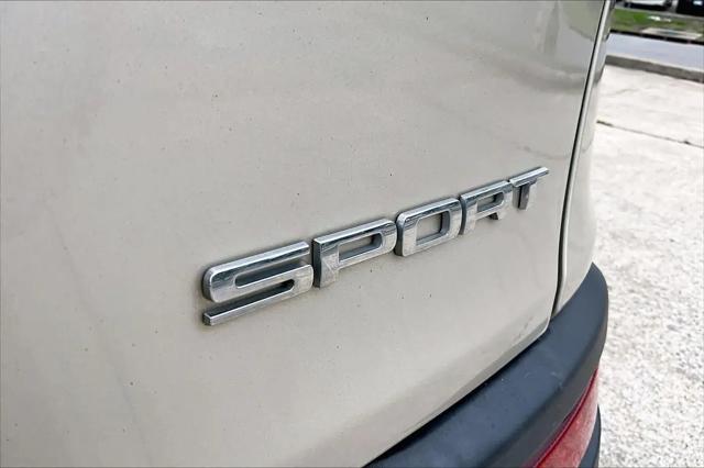 2015 Jeep Cherokee Sport