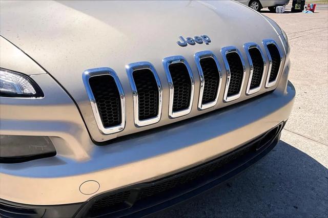 2015 Jeep Cherokee Sport