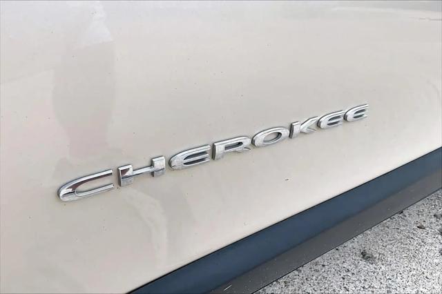 2015 Jeep Cherokee Sport