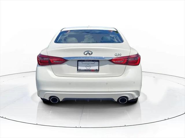 2023 INFINITI Q50 LUXE