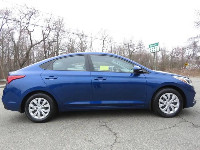 2022 Hyundai Accent SE