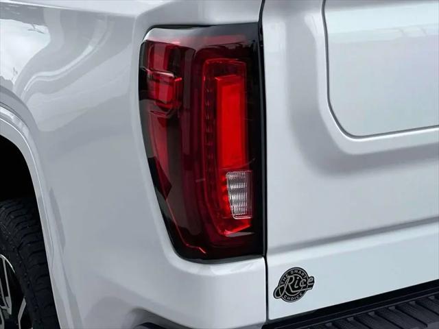 2026 GMC Sierra 1500 Crew Cab, Short Bed, AT4, 4WD