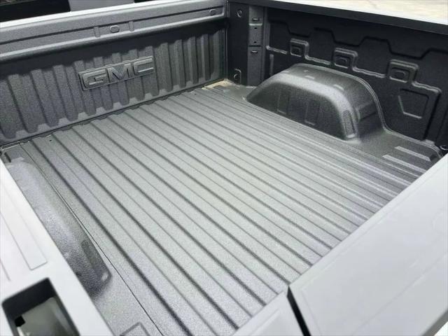 2026 GMC Sierra 1500 Crew Cab, Short Bed, AT4, 4WD