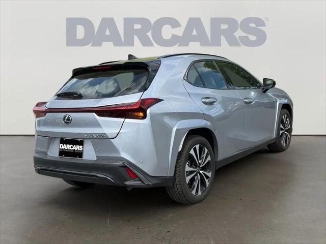 2025 Lexus 300 F SPORT Design