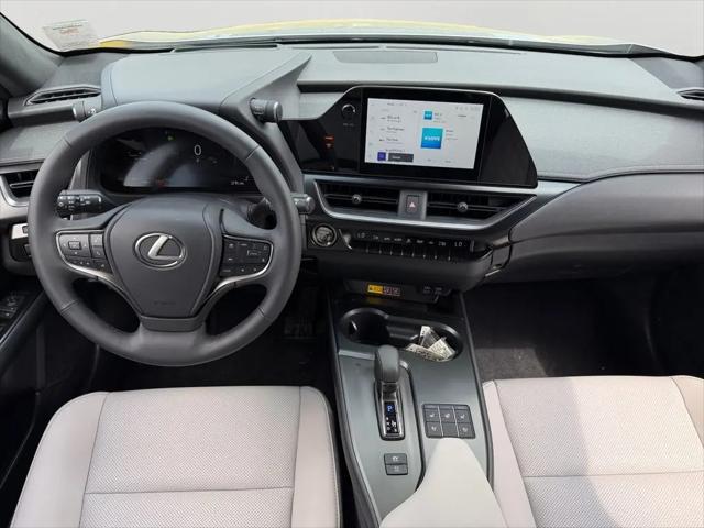 2025 Lexus 300 F SPORT Design