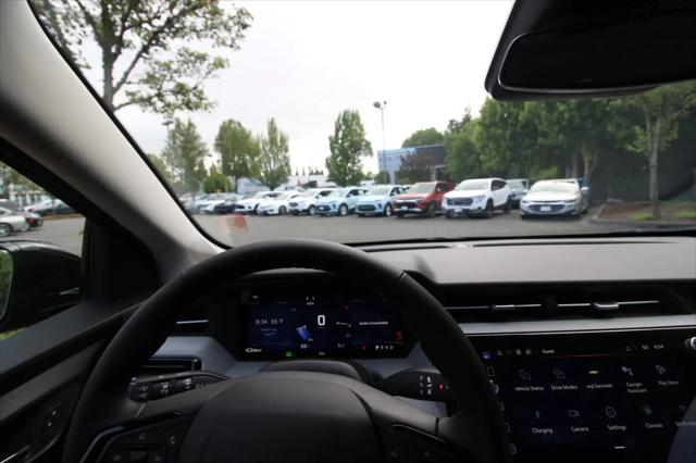 2027 Chevrolet Bolt LT FWD