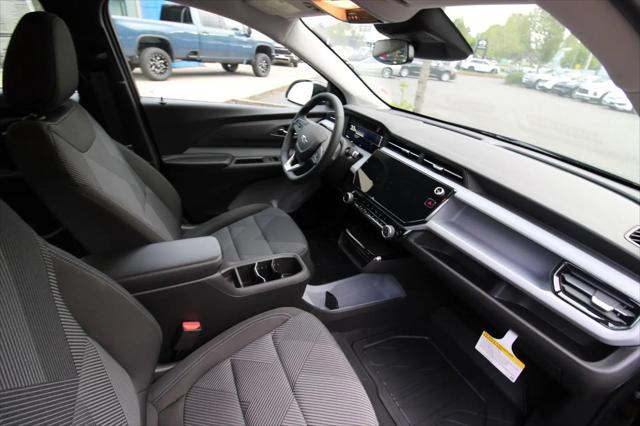 2027 Chevrolet Bolt LT FWD