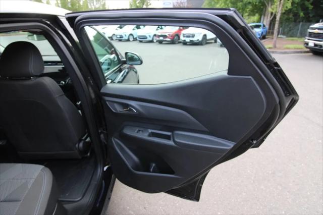 2027 Chevrolet Bolt LT FWD