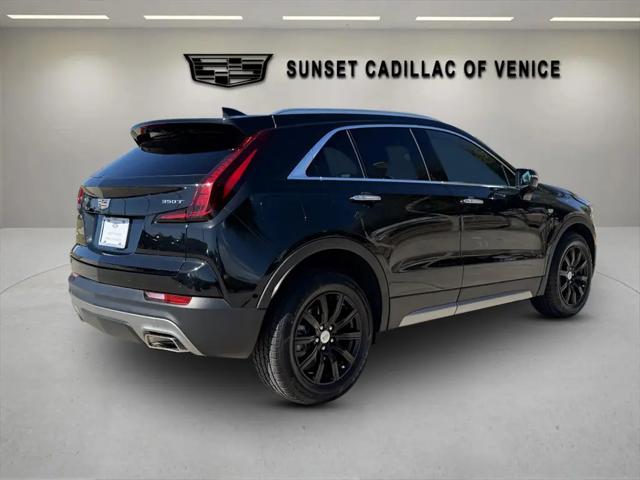 2022 Cadillac XT4 AWD Premium Luxury