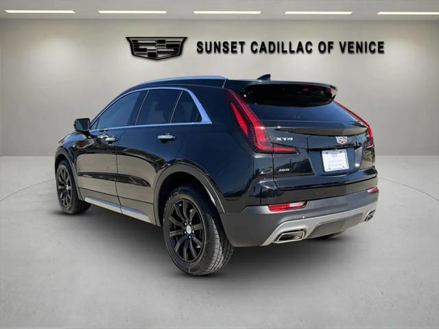 2022 Cadillac XT4 AWD Premium Luxury