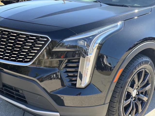2022 Cadillac XT4 AWD Premium Luxury