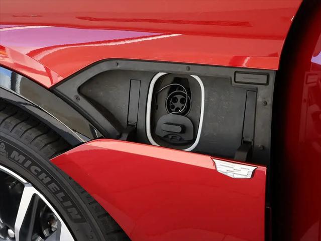 2024 Cadillac iQ Sport w/1SF