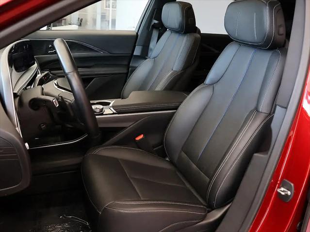 2024 Cadillac iQ Sport w/1SF