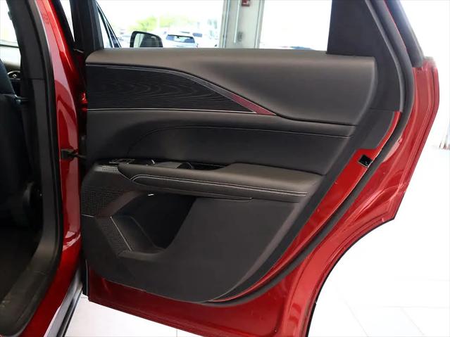 2024 Cadillac iQ Sport w/1SF