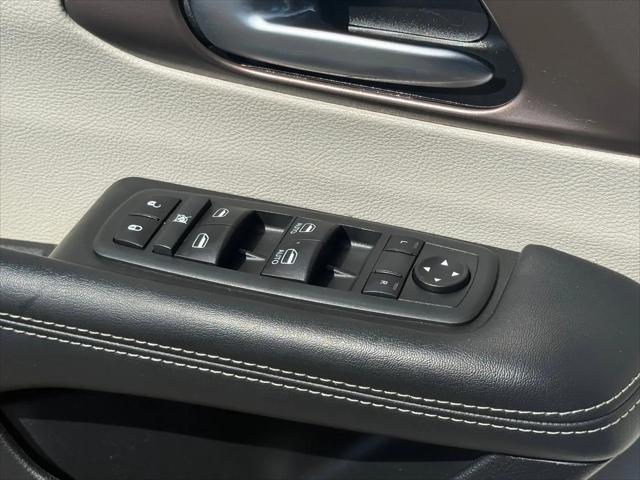 2020 Chrysler Voyager LX
