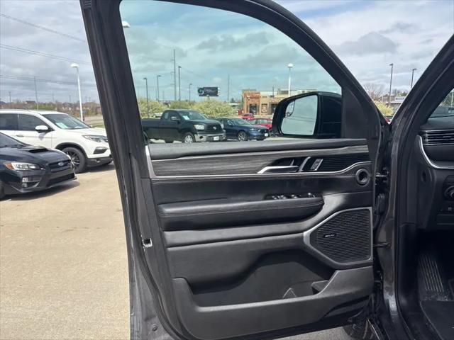 2023 Jeep Wagoneer Series III 4x4
