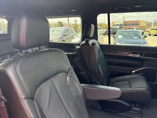 2023 Jeep Wagoneer Series III 4x4