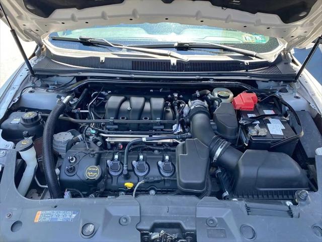 2016 Ford Taurus SEL