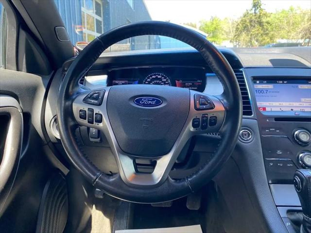 2016 Ford Taurus SEL