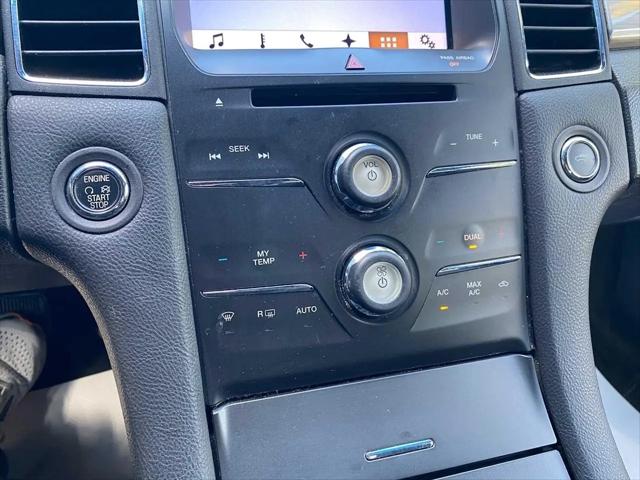 2016 Ford Taurus SEL