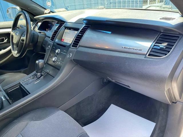 2016 Ford Taurus SEL