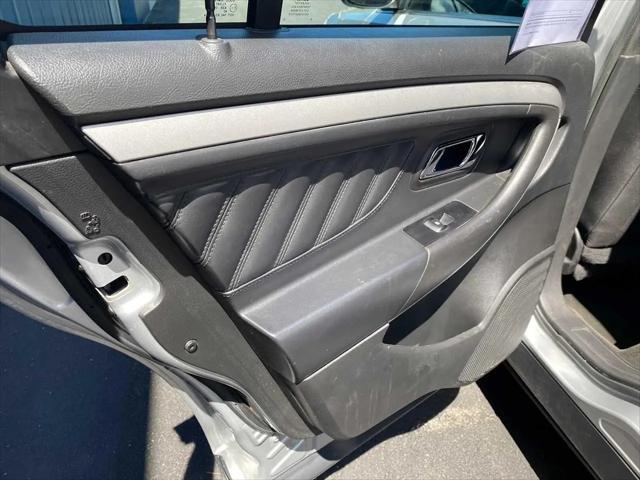 2016 Ford Taurus SEL