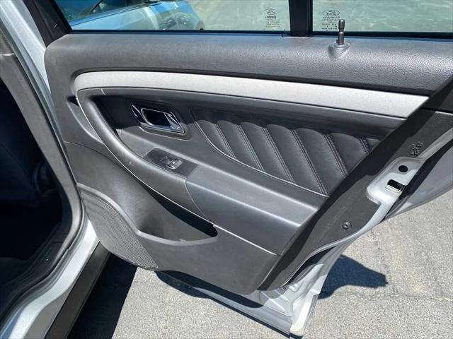 2016 Ford Taurus SEL