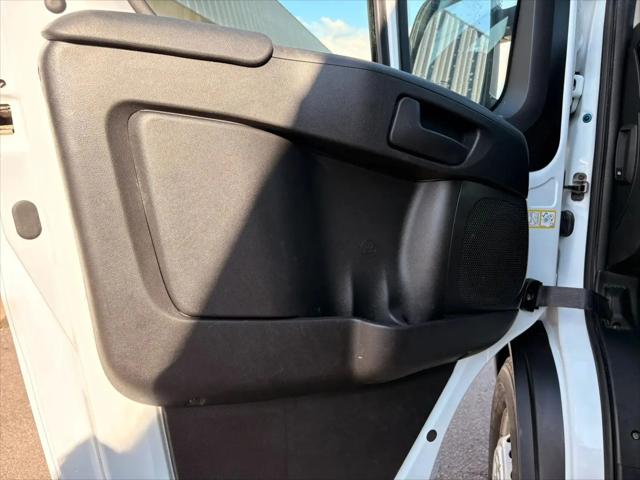 2025 Ram ProMaster 2500 Cargo Van Tradesman High Roof 136" WB w/Pass Seat